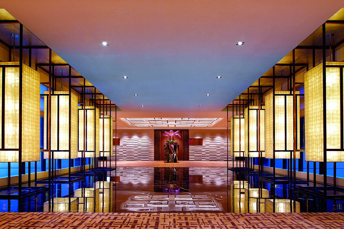 中国区9家丽思卡尔顿酒店上榜2021年《福布斯旅游指南》_生活资讯_V趣味频道_VOGUE时尚网
